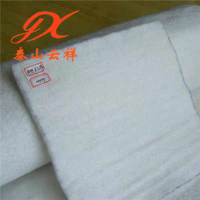 新鄉(xiāng)防裂貼技術(shù)指標(biāo)、價格及與土工格柵的綜合解析